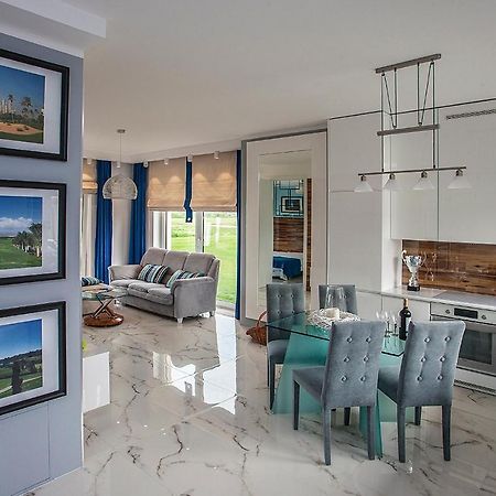 Golf Apartament W Sobieniach Sobienie Jeziory エクステリア 写真
